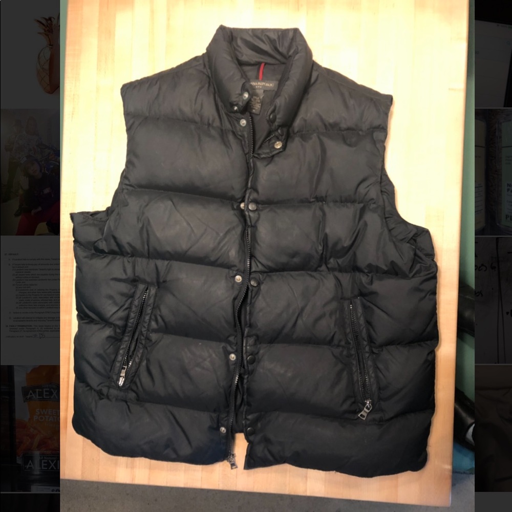 Banana Republic Puffer Vest (BLACK)
